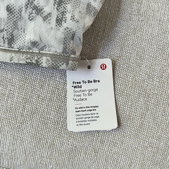 NWT Lululemon Free To Be Wild Sports Bra - Picture 2 of 4